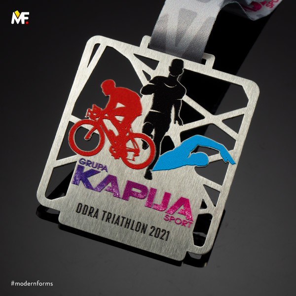 Triathlon Medaille aus silbernem Metall